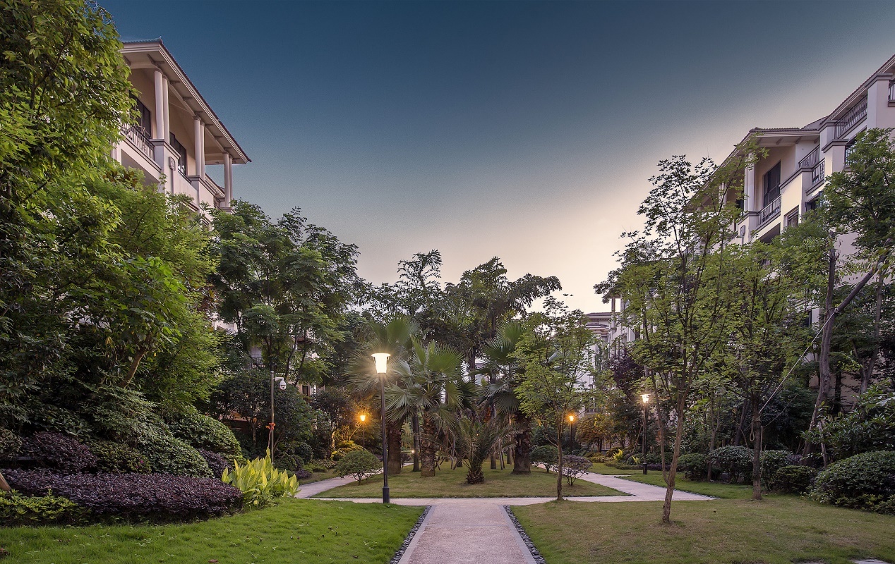 邻里同欢美好相聚重庆融创九宸府院子里的音乐会欢乐落幕