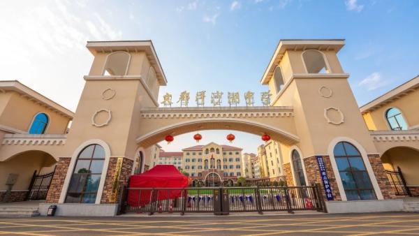 长沙文郡洋沙湖中学回应"教师猥亵学生",曾代课3月已离职