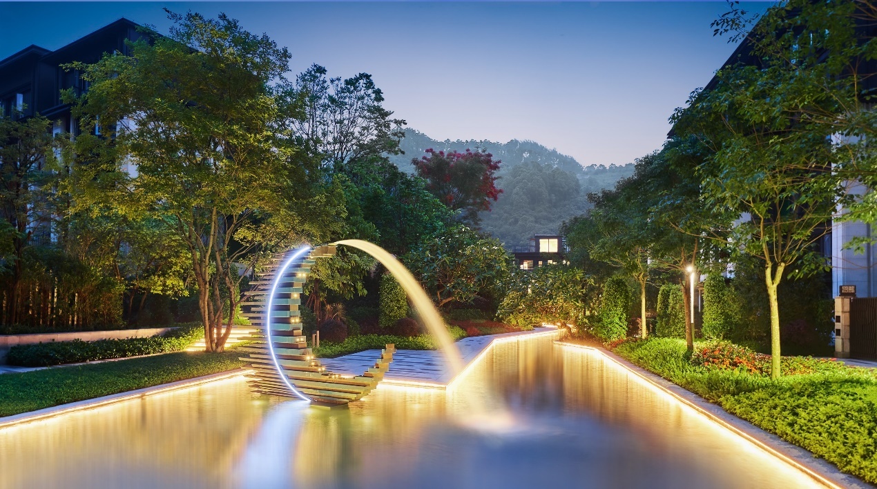 三季有花,四季常绿 广州龙湖首开•云峰原著营造人生如画之境 ——