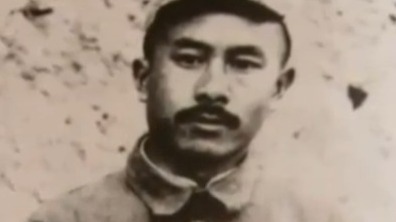 任弼时妻子陈琮英在长征路上，生下了他们的女儿远征
