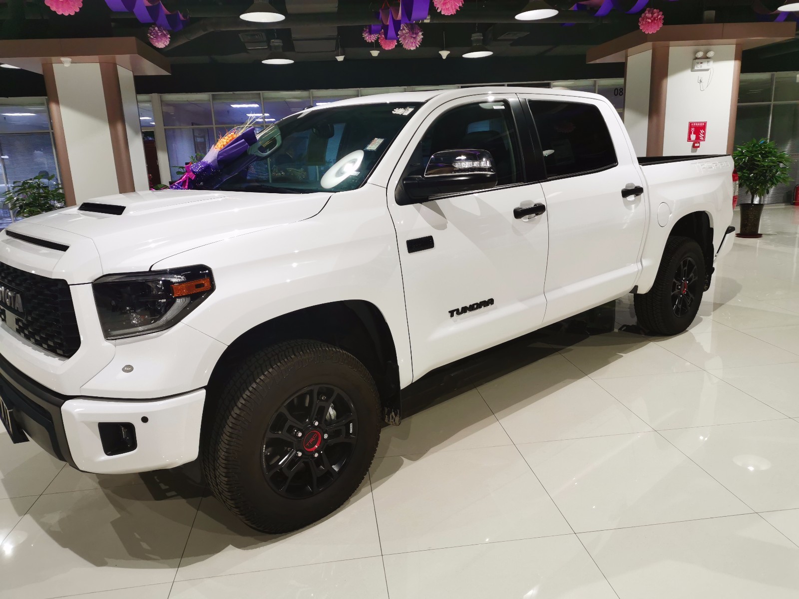 丰田坦途sxr trd 1794版分别多少钱