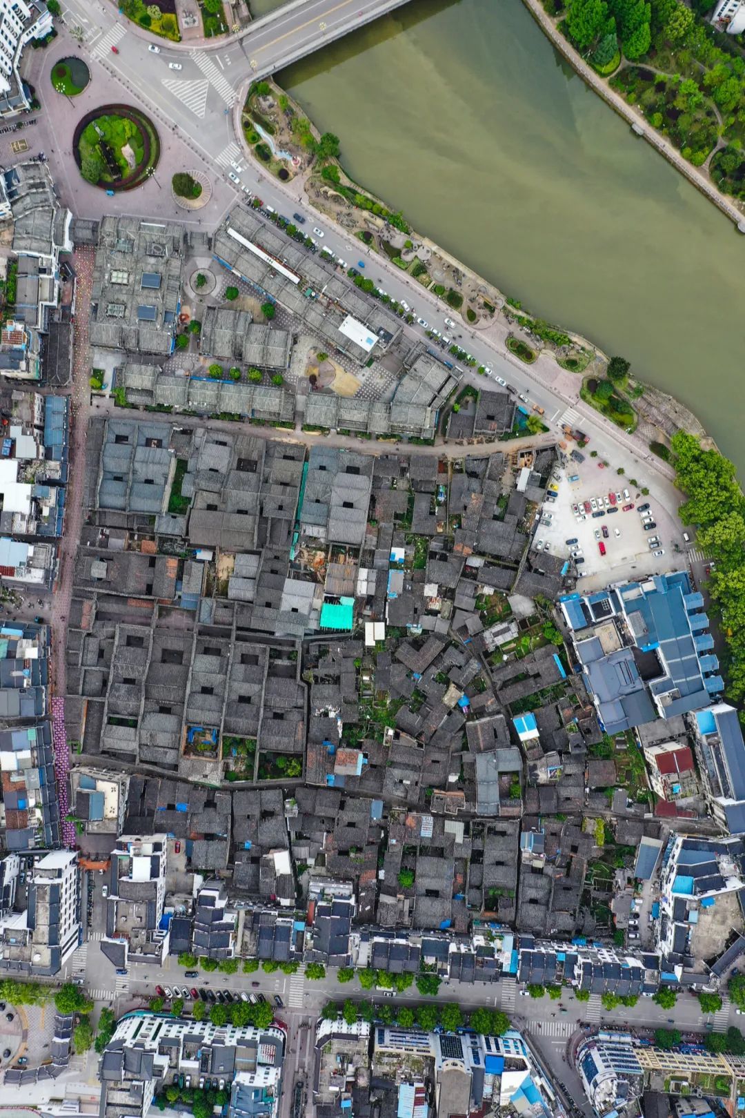  空中俯瞰泰宁古城，古建筑还剩下仅有的这些。 图/视觉中国