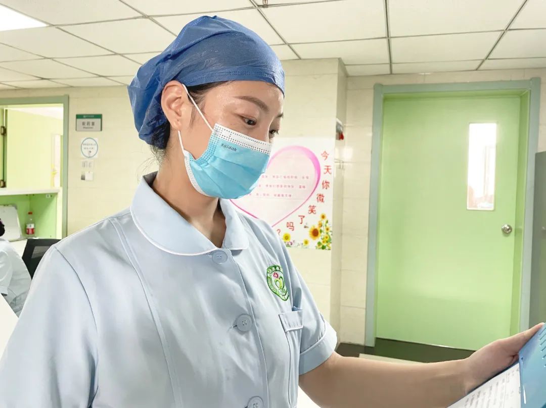 西安大兴医院神经外科护士闫萍
