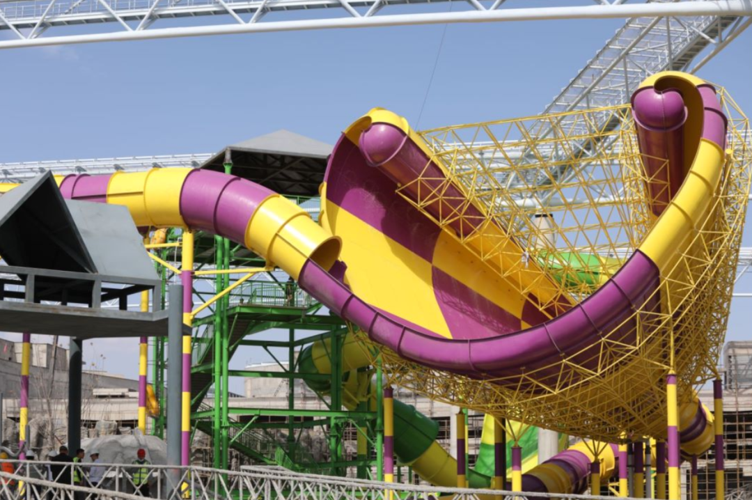 万万没想到!兰州惊现"狂浪" 吸引百万关注