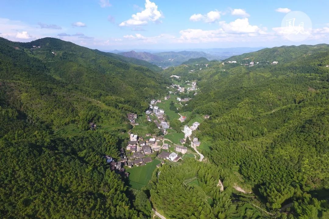 于都多措并举实现脱贫攻坚与乡村振兴有效衔接