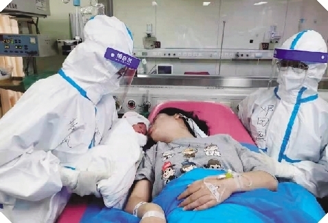 ▲郑州人民医院隔离区日常妇幼护理