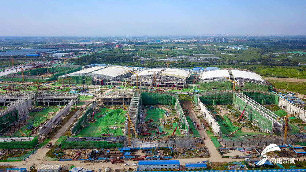 4000余人 0余台起重设备济南起步区全球最大会展中心将迎首展 凤凰网