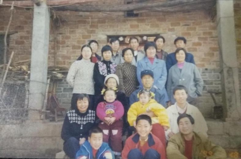 河南省首批教育世家事迹简介(一)