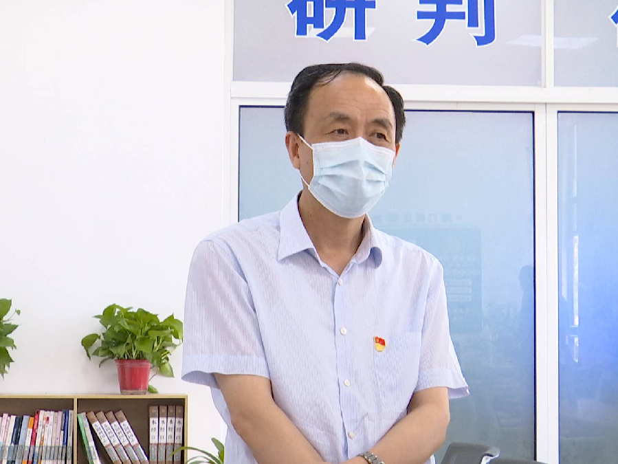 南通市委常委政法委书记姜永华打通网格服务最后一米