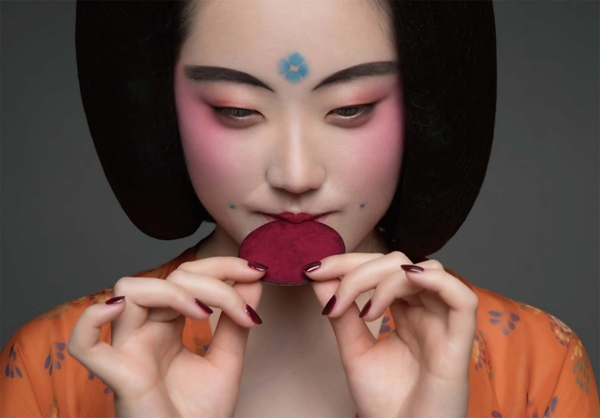 盛唐妆容复原：花钿、面靥、桃花妆、涵烟眉