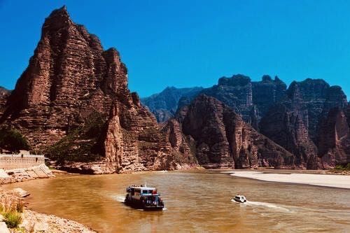 阮莲芬诗词欣赏：黄河放歌