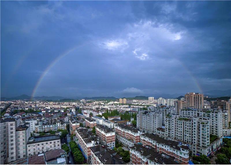共同富裕未来可七之率先展现崇德向上的文明图景