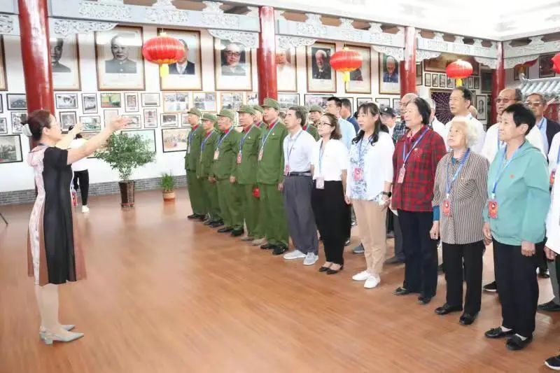 开展“瞻养伟大领袖 赓续红色血脉”主题活动