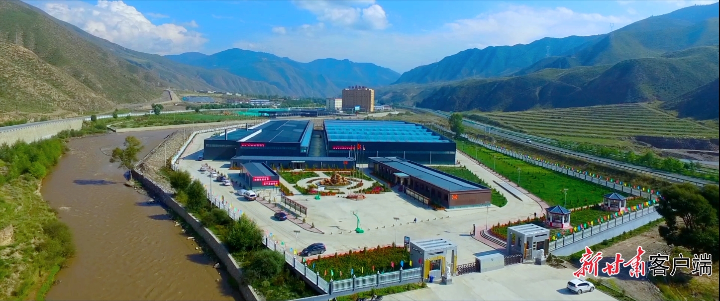 夏河县达哇央宗有机肥料加工销售有限责任公司。新甘肃&middot;甘肃日报记者 韦德占