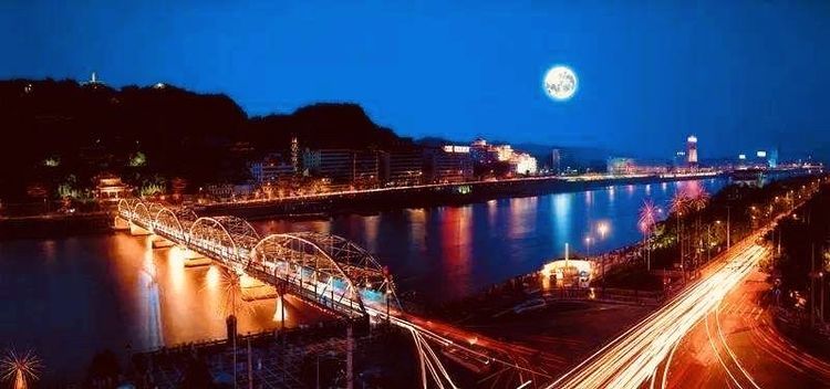 阮莲芬诗词欣赏：黄河放歌