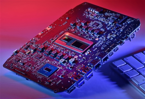 Intel+AMD唯一合体处理器复活：将支持Windows 11