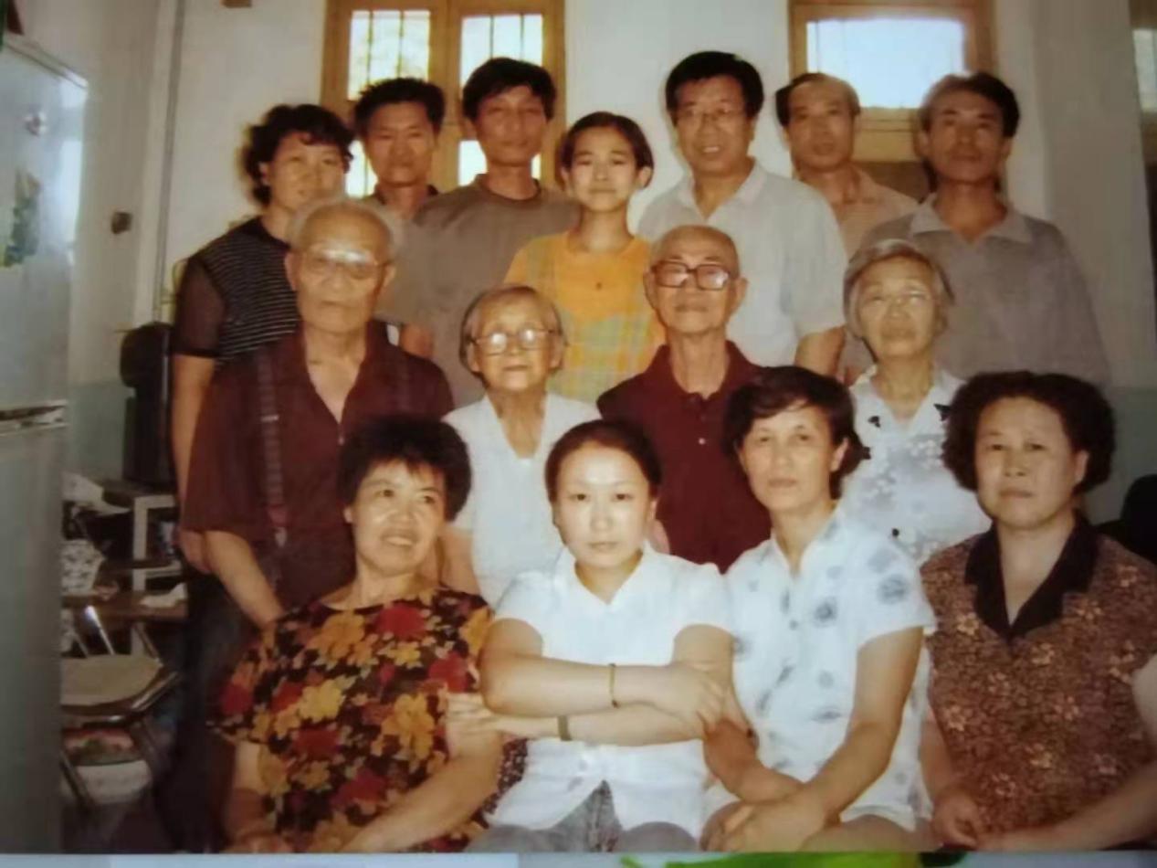 河南省首批教育世家事迹简介(一)