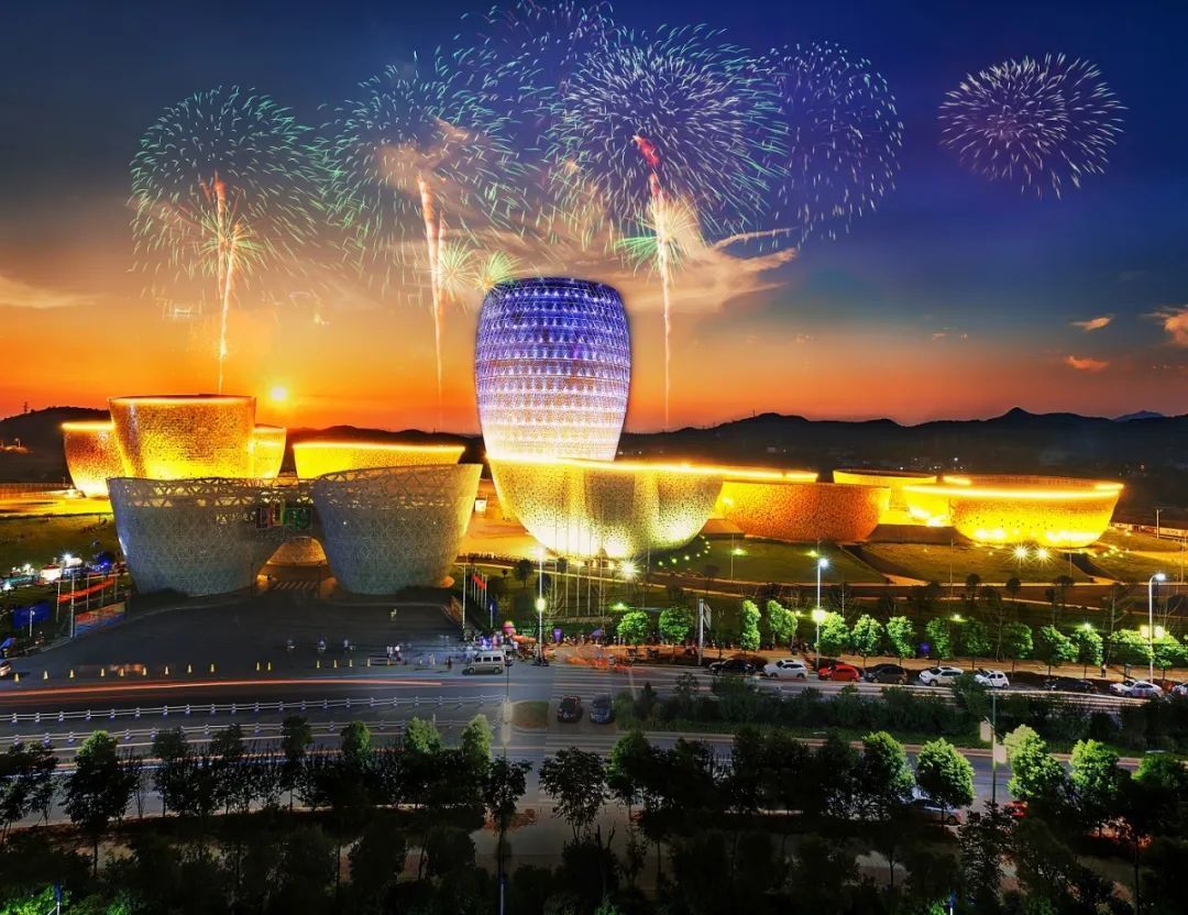 观察丨长株潭三市市委书记在党刊上同期发文深意何在?