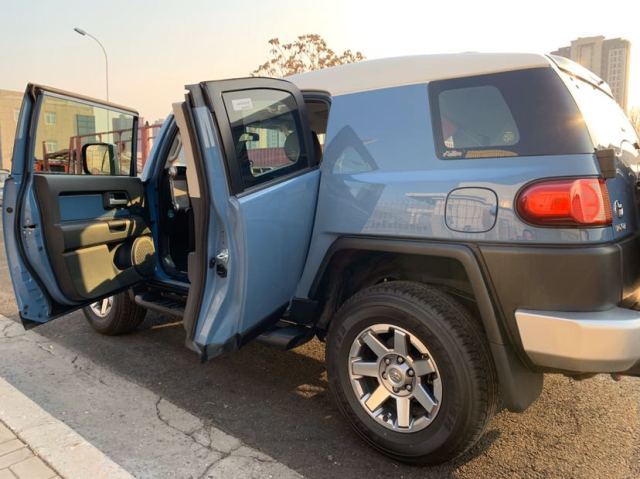 20款丰田fj酷路泽双油箱气泵版 大促销