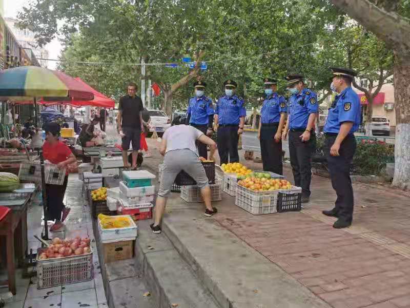 青島市北區(qū)打造高品質(zhì)主城核心區(qū)“雙清攻堅”持續(xù)發(fā)力