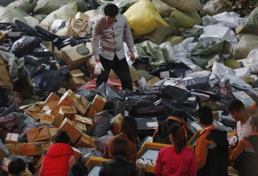 67涨工资后快递员和大家都不开心