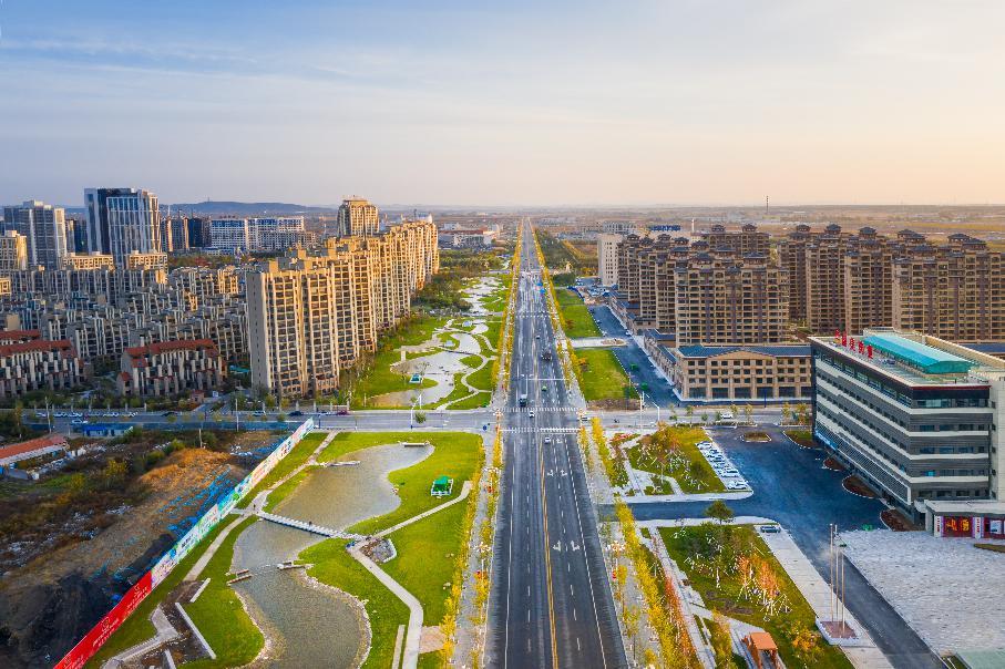 9月5日,在梅河口市高新区会议室召开了"金秋季醉美秋色 相约梅河新区"