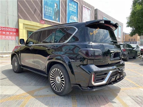 尼桑途乐老改新改装黑武士套件改装方案