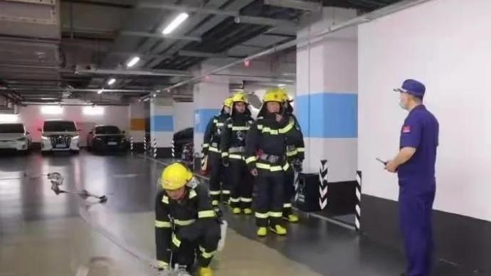“螺蛳壳里做道场”，上海静安推进大型商场微型消防站建设