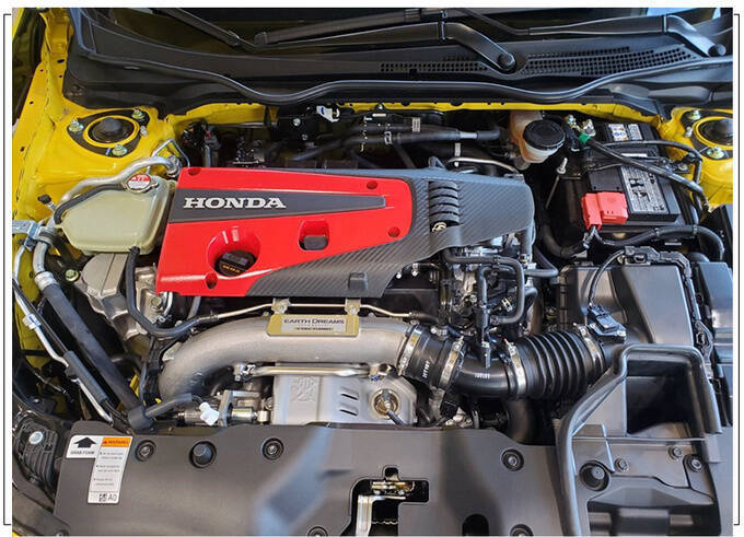 本田思域type-r海外实拍搭2.0t/明年换代升级-图9