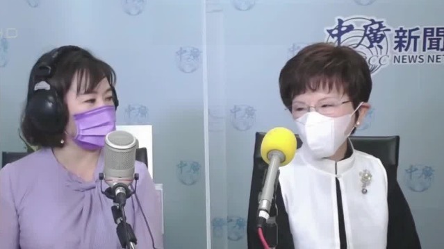 洪秀柱笑谈国民党内斗：本来我搬板凳看戏 现在成了“5号候选人”