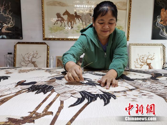 点击进入下一页