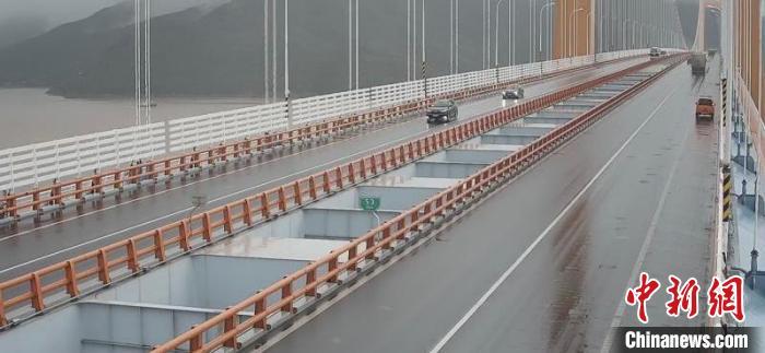 舟山跨海大桥。　浙江省交通集团 供图