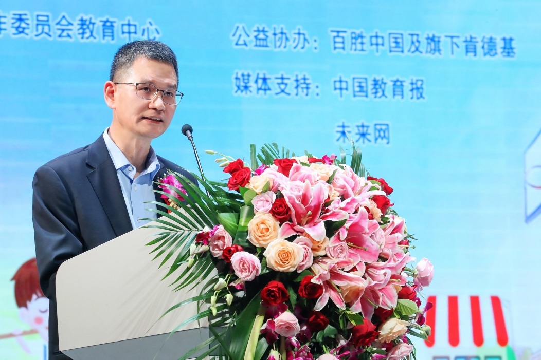 ����ʤ�й��ϵ»�Ʒ���ܾ����ƽ�˨�ֳ��´ǣ�