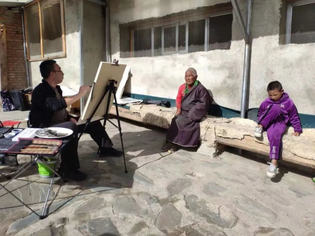 甘南州卓尼县车巴沟路边写生