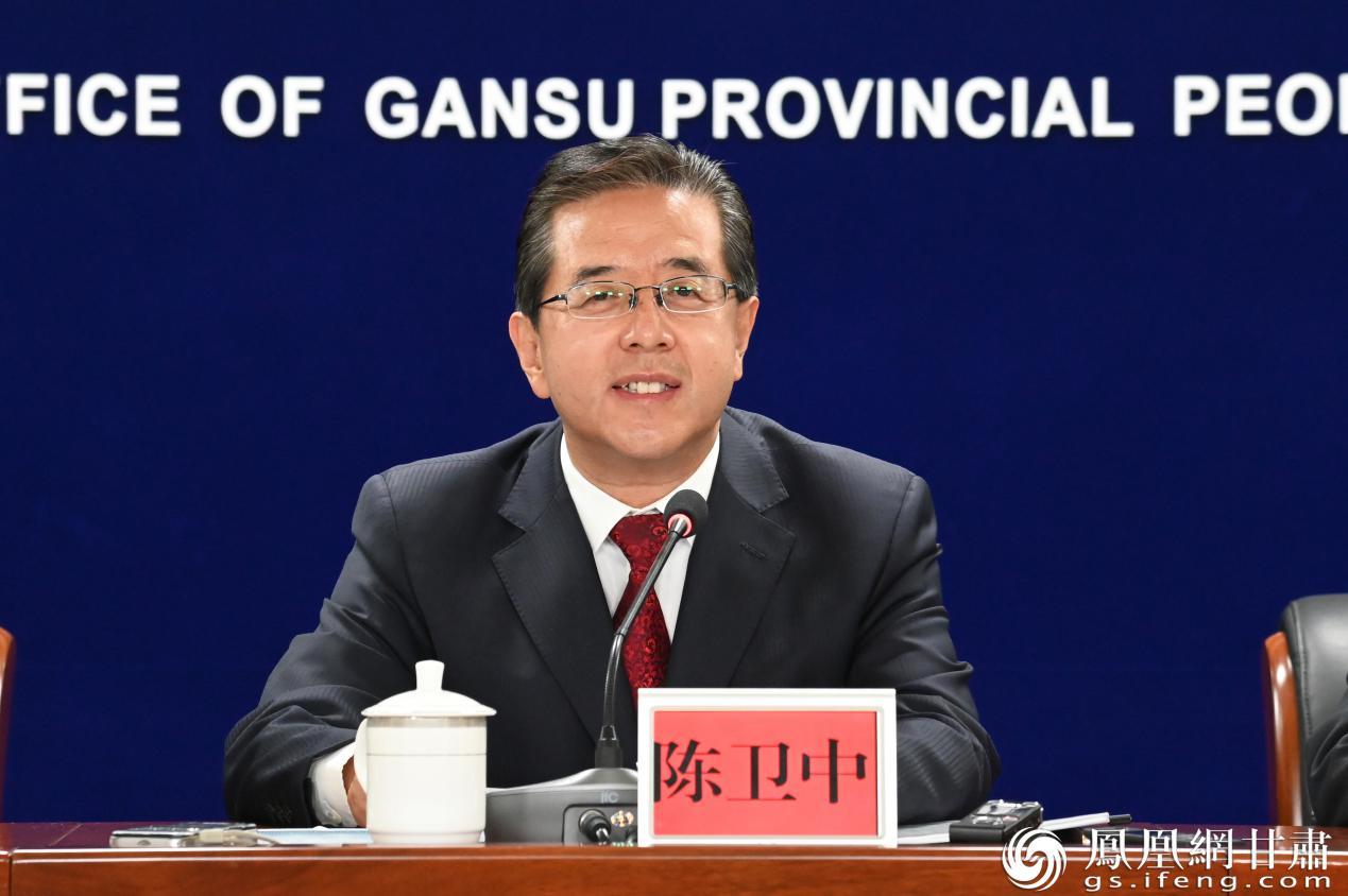 甘肃省委宣传部副部长、省文旅厅党组书记、厅长陈卫中介绍“一会一节”筹备情况 税肖肖 摄