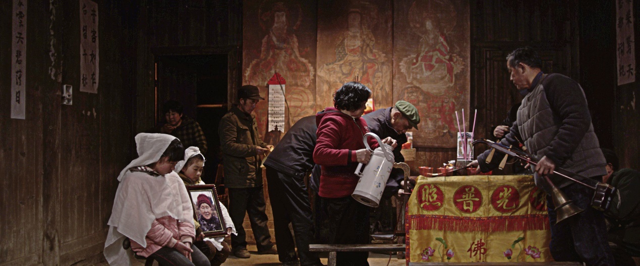 电影《矮婆》剧照