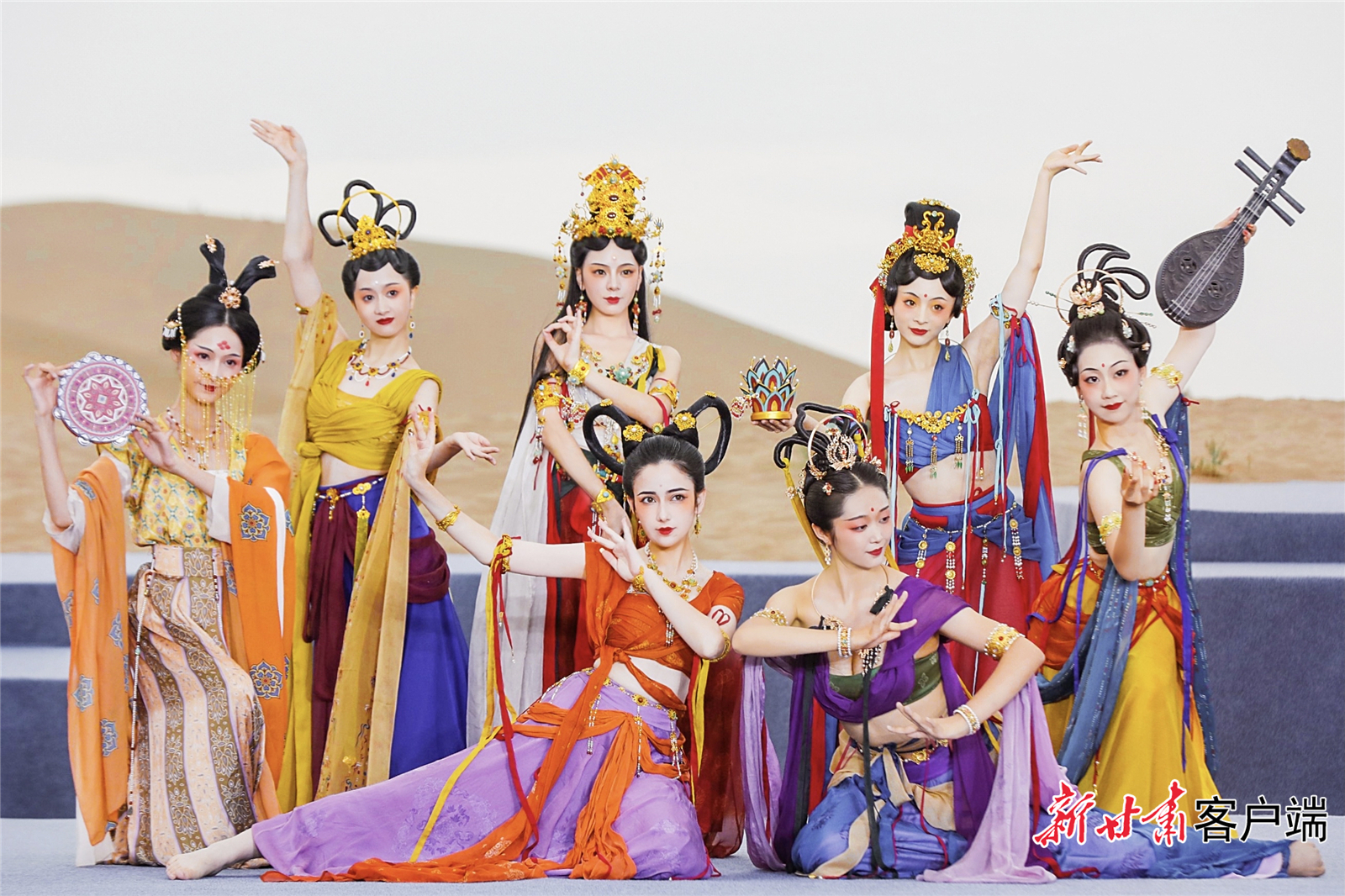 “飞天”服饰秀