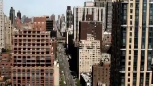 在美国发展时，耿飚将军的女儿耿莹都经历了什么？