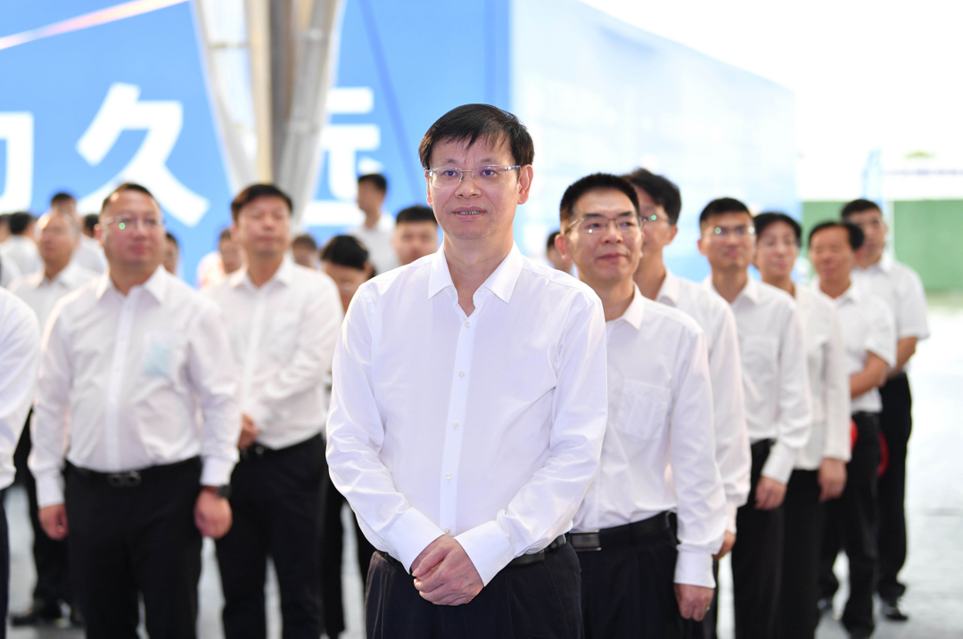 省委常委,苏州市委书记许昆林,恒力集团董事长,总裁陈建华,恒力石化