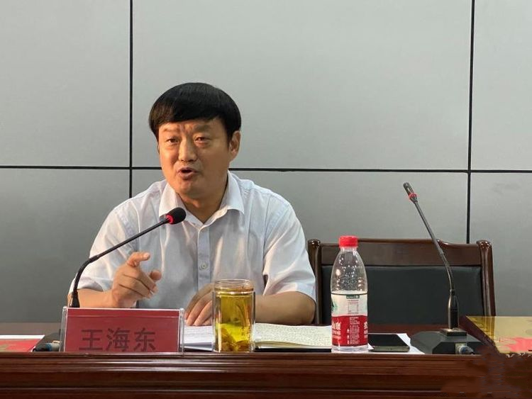 漯河高中召开20212022学年上学期第一次教学工作会