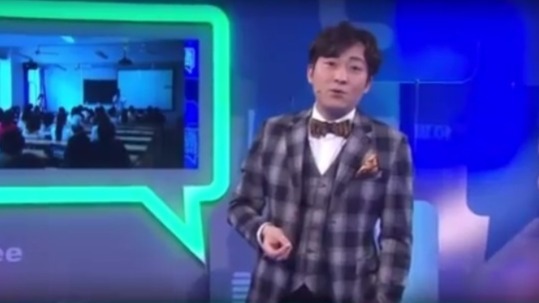 大学老师用智能手机定位学生考勤，尉迟琳嘉：玩得比学生都嗨