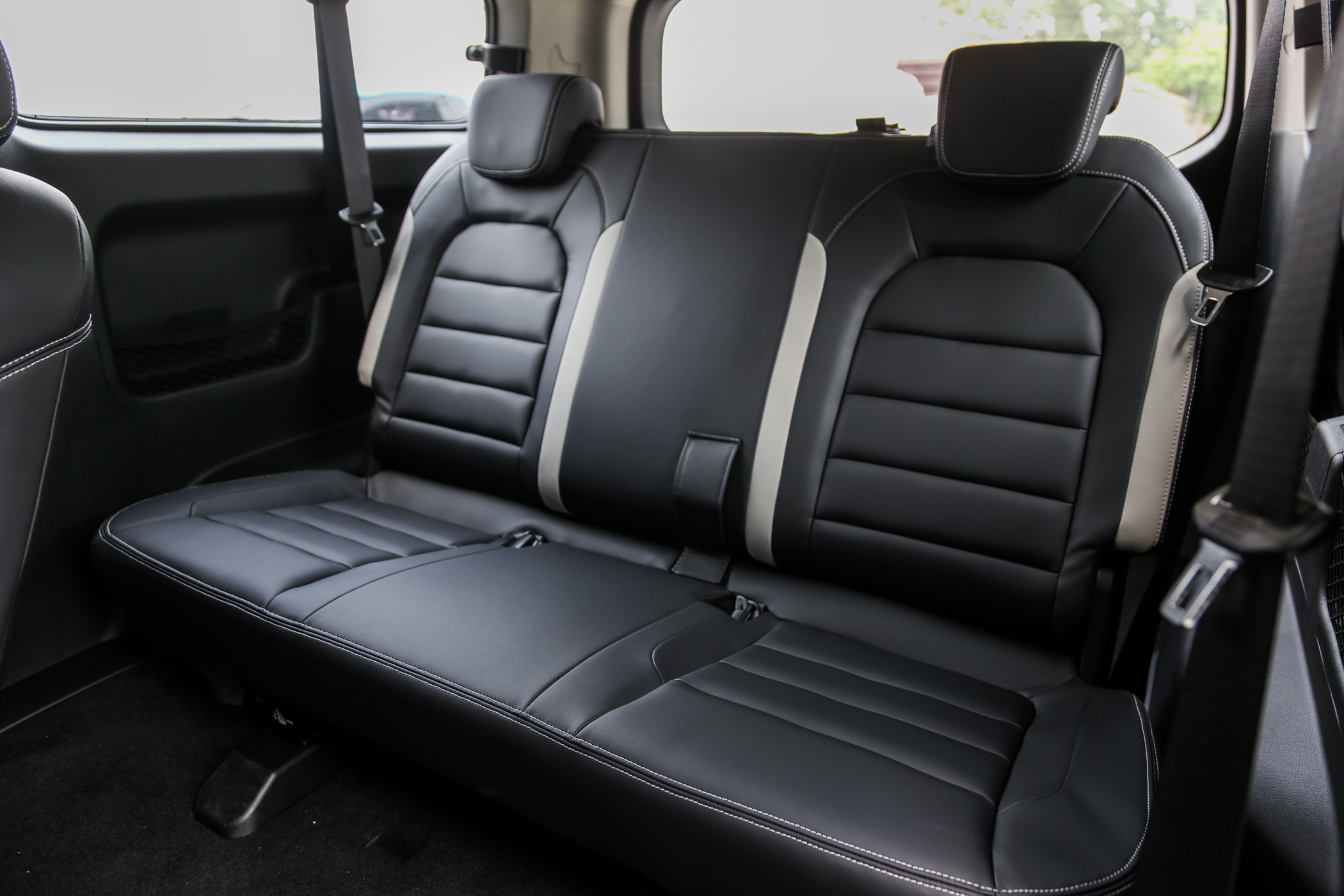 五菱征程实车到店,多种空间布局,售价7.58-9.08万元