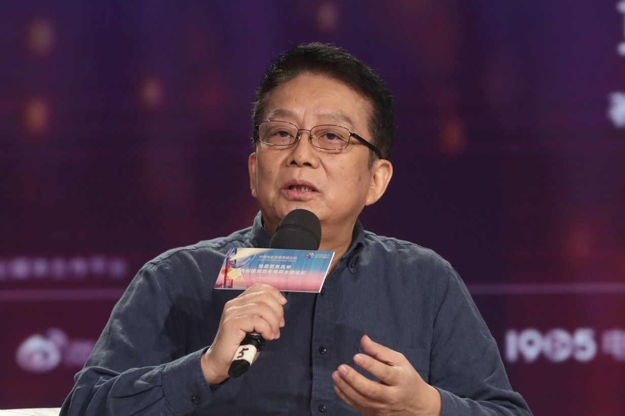 导演,监制黄建新. 摄影 新京报王嘉宁.