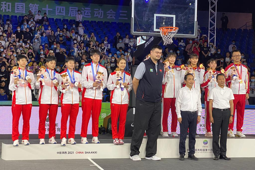 9月20日晚，中国篮协主席姚明来到三人制U19女子组决赛现场