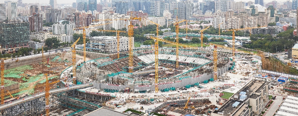 （工体改造复建工程现场，摄于2021年9月）