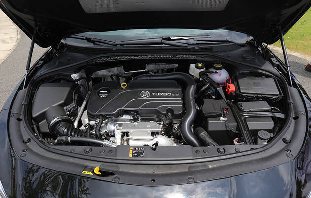20万买中高级轿车 试别克全新君越525T