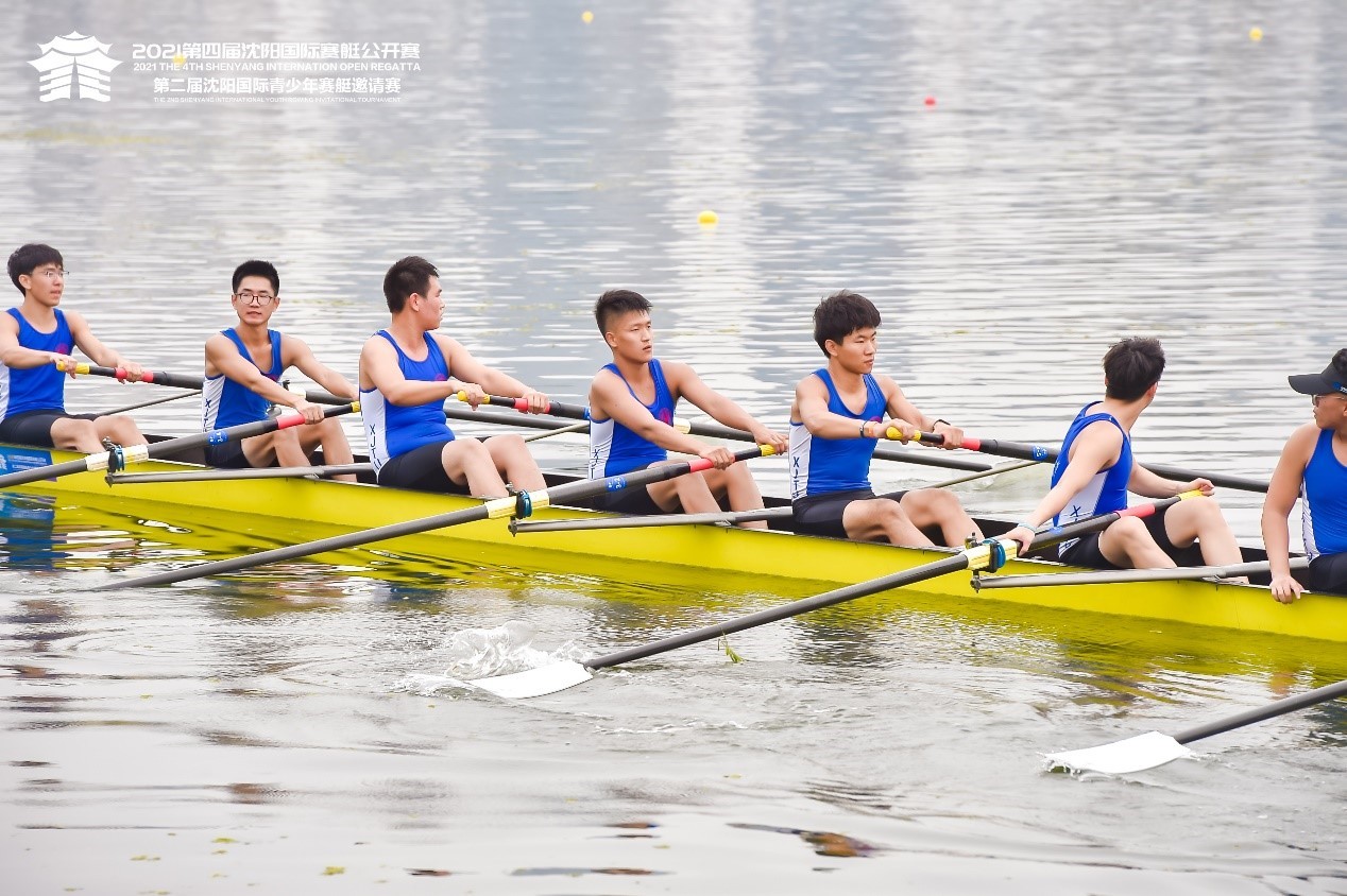 西安交通大学在第四届沈阳国际赛艇公开赛中获6金1银