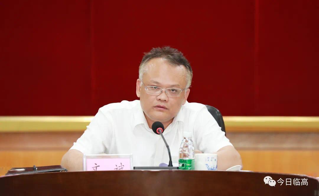 临高县委书记文斌:始终绷紧疫情防控这根弦 筑牢疫情防控严密防线