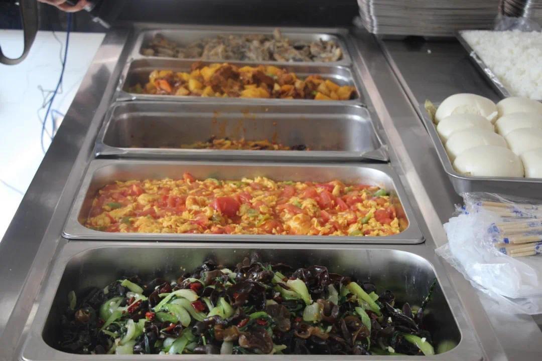 干饭人福利来啦金川集团又一职工食堂开始供餐