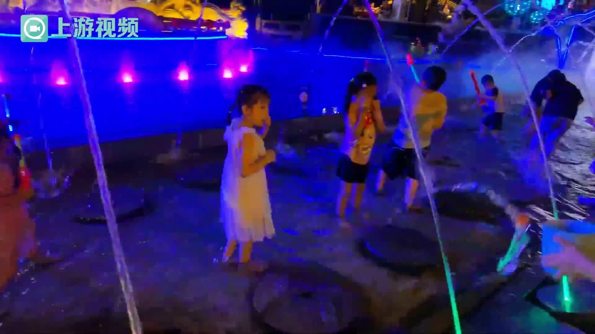 重庆网红新地标⑫丨陶然居大观园新国潮坊，美食不夜城